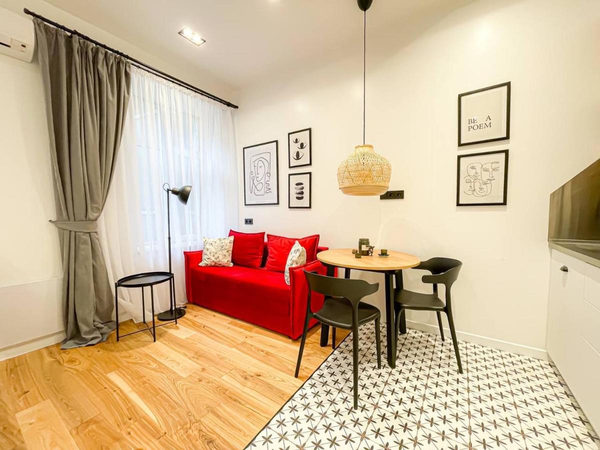 Poetry Apartments In The City Center Jarkov Exterior foto