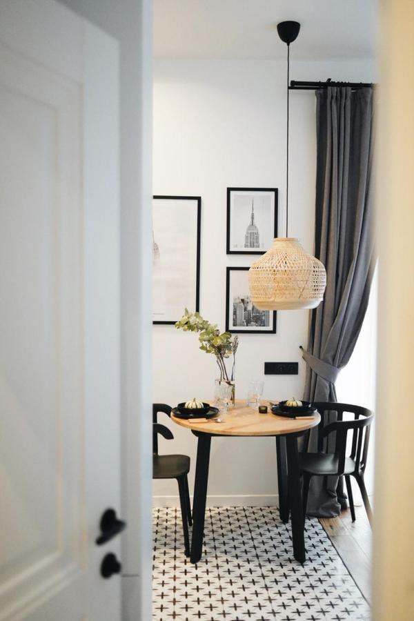 Poetry Apartments In The City Center Jarkov Exterior foto